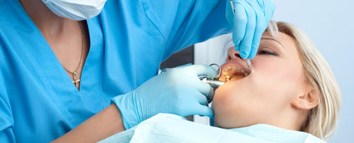 Операция по удалению зубов