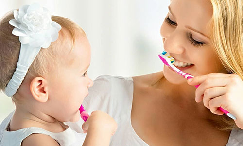 Гигиеническая чистка зубов детская стоматология